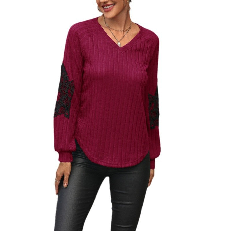 Women's V-neck sweater with elegant lace sleeves and ribbed texture NOVAE