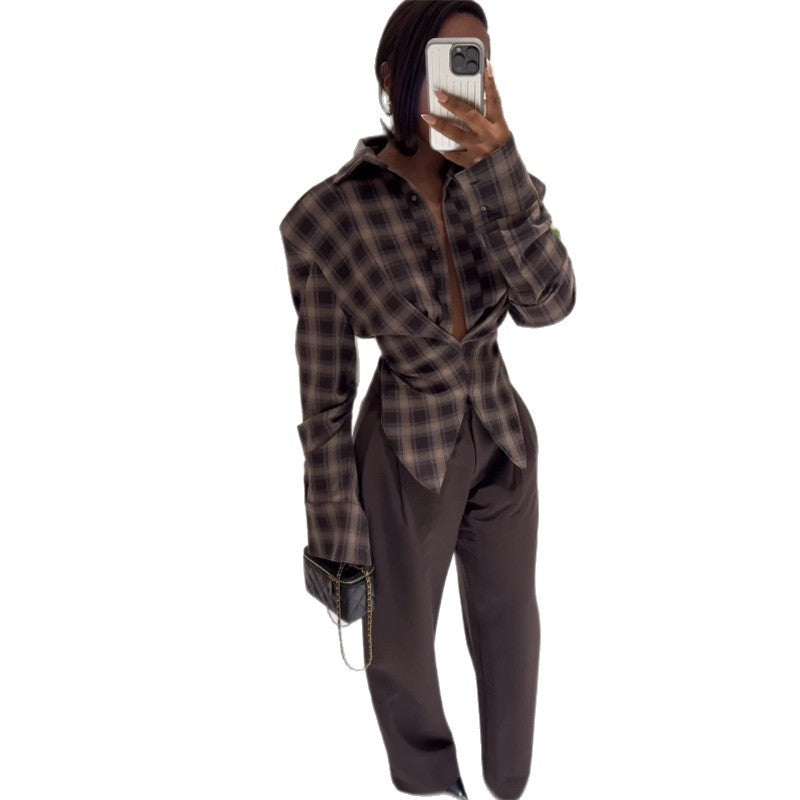 Women's wide-cut plaid blouse with innovative collar NOVAE