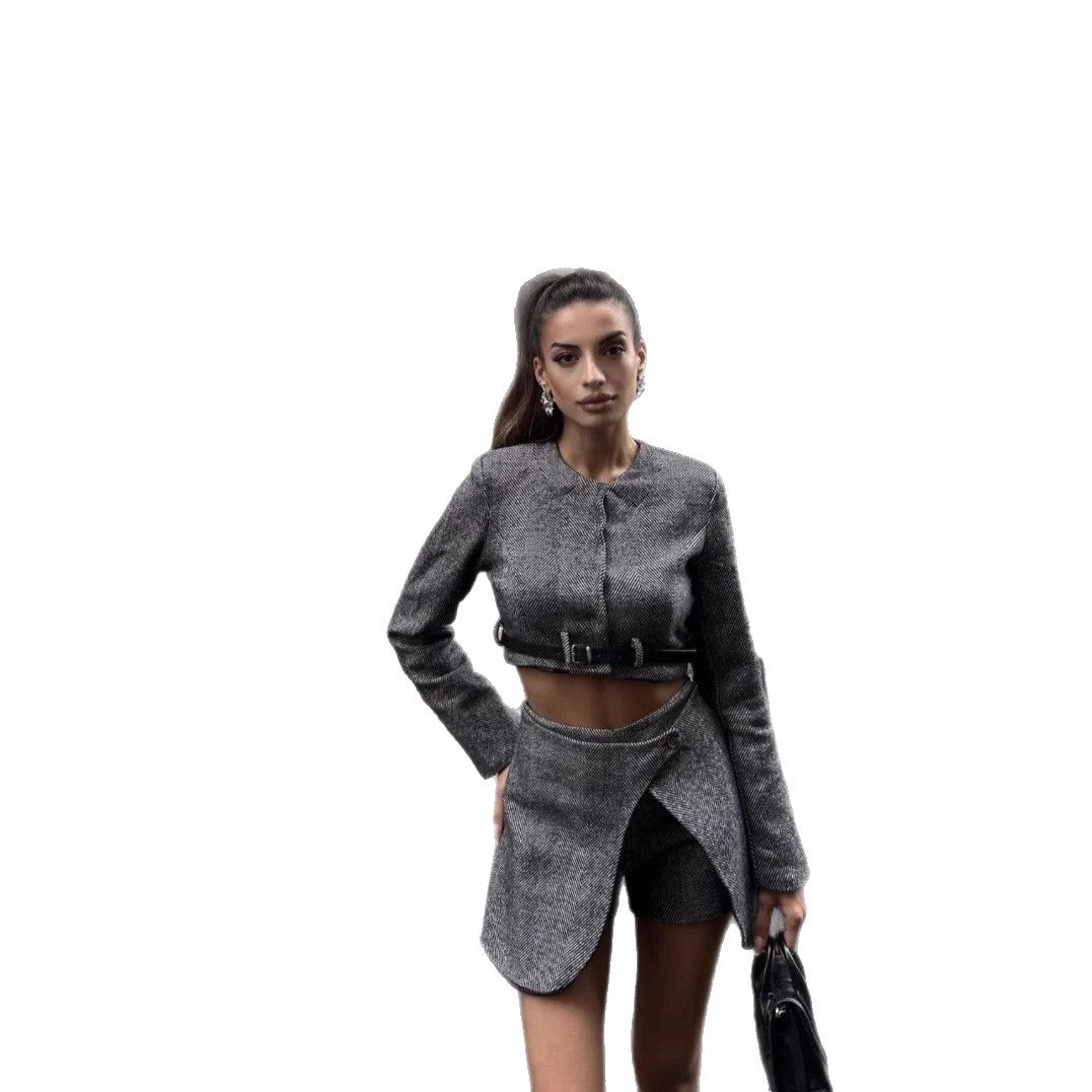 Women's chic cropped blazer with cool belt NOVAE