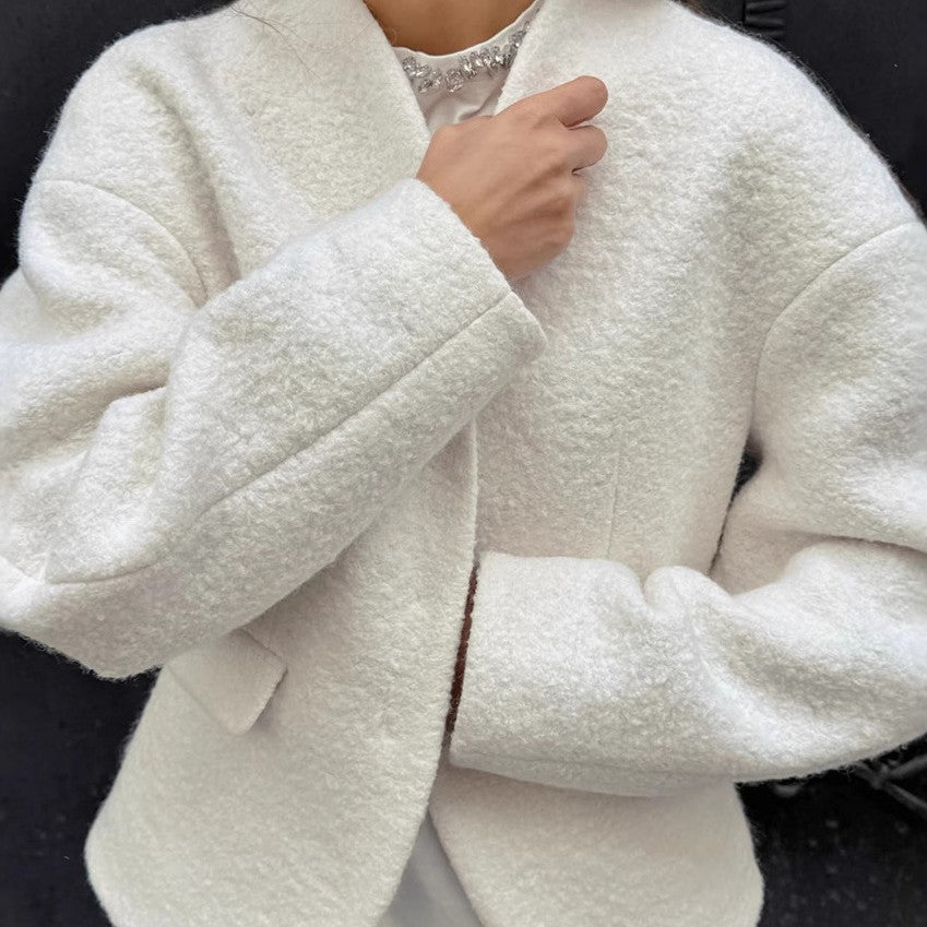 Women's elegant bouclé jacket with geometric cut and dropped sleeves NOVAE