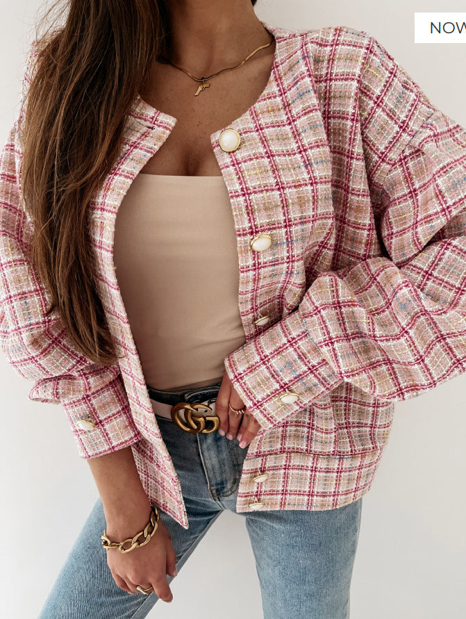 Women's fashionable checked cardigan with unique button closure NOVAE