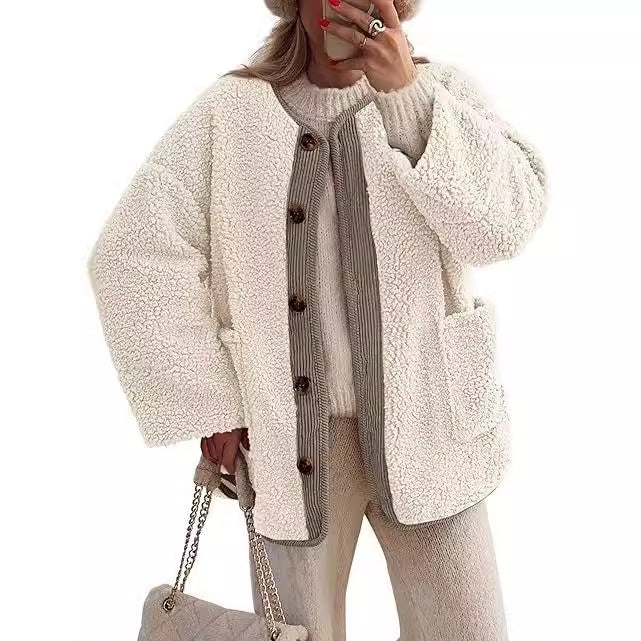 Women's cozy teddy jacket with color-coordinated collar NOVAE