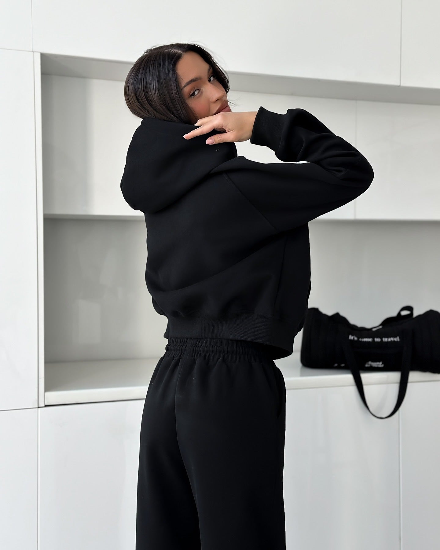 Women's sporty jogging suit set with a modern cut and trendy accents NOVAE