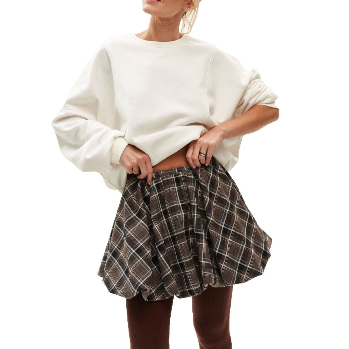 Women's checked mini skirt with a wide cut and playful flounce NOVAE