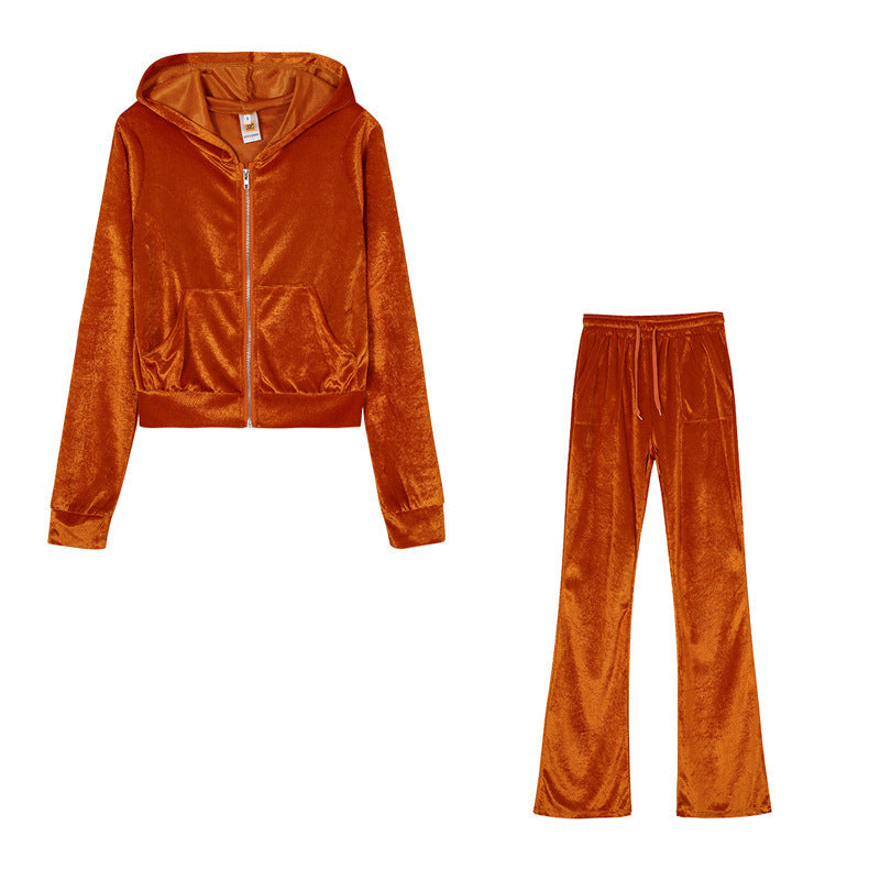 Women's sporty set consisting of a velvet hooded jacket and wide jogging pants NOVAE
