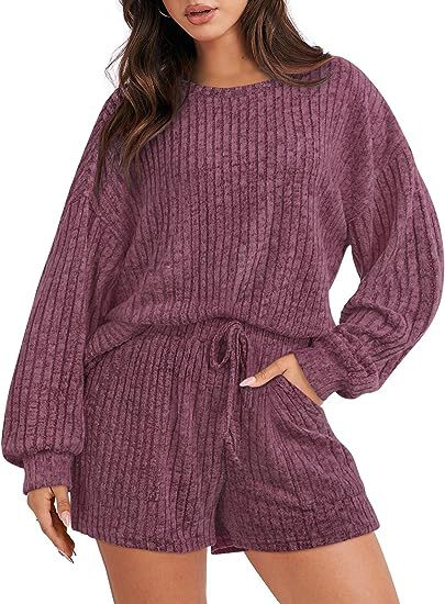 Women's comfortable fleece lounge suit with wide sleeves and elastic waistband NOVAE