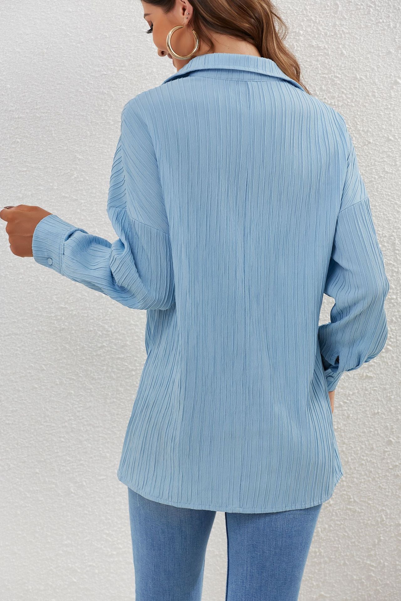 Women's elegant and loose long-sleeved blouse in a striped design NOVAE