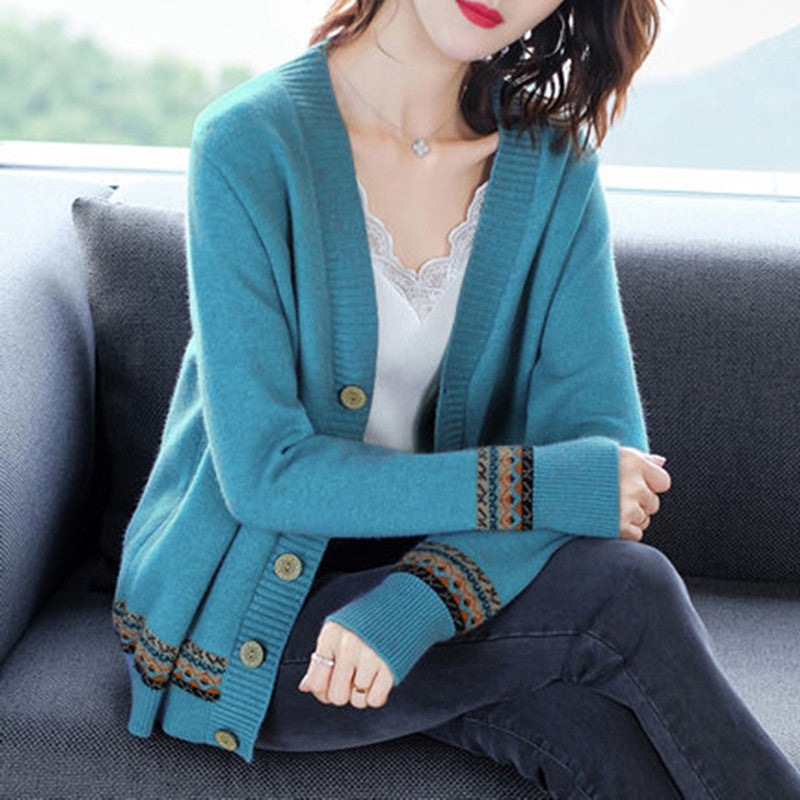 Women's cardigan with elegant button details and fashionable crochet trim NOVAE