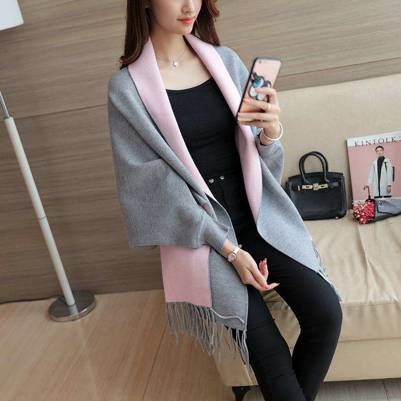 Women's elegant scarf with fringe and contrasting color details NOVAE