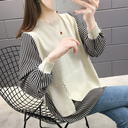 Women's layered sweatshirt with striped sleeves and button details NOVAE
