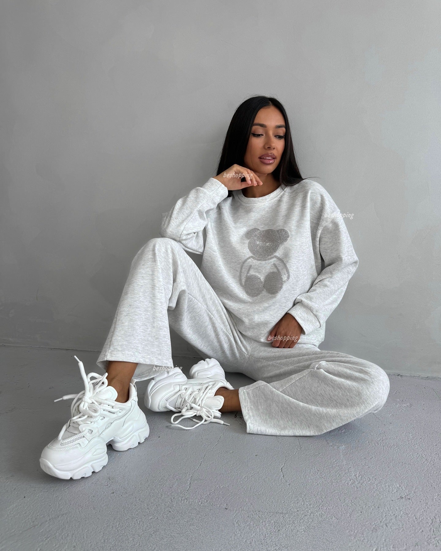 Women's casual tracksuit set with teddy bear motif NOVAE