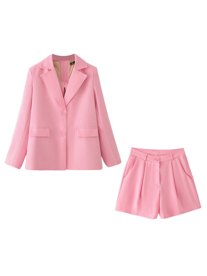 Women's blazer and shorts set with elegant cut and practical pockets NOVAE
