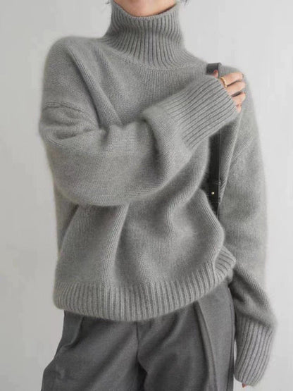 Women's Cozy Turtleneck Sweater made of High-Quality Wool NOVAE