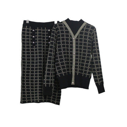 Women's knit ensemble with decorative buttons and elegant V-neck NOVAE