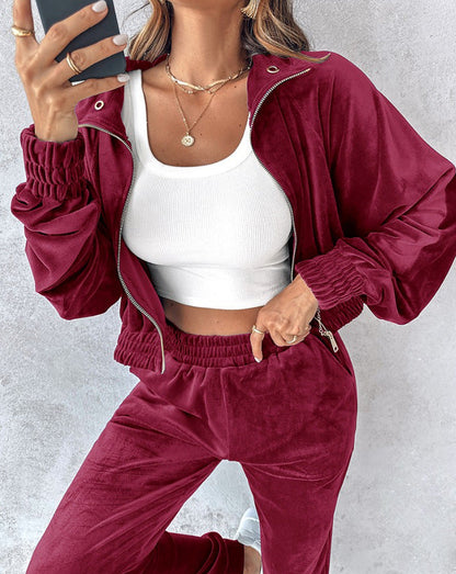 Women's tracksuit with soft velvet and modern cut NOVAE