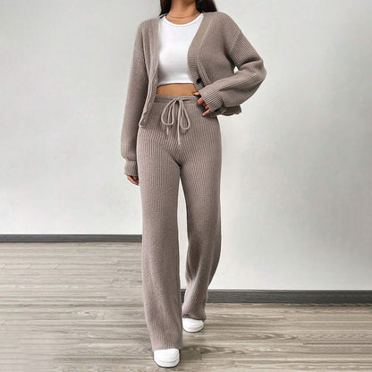 Women's soft knit set with casual trousers and crop cardigan NOVAE