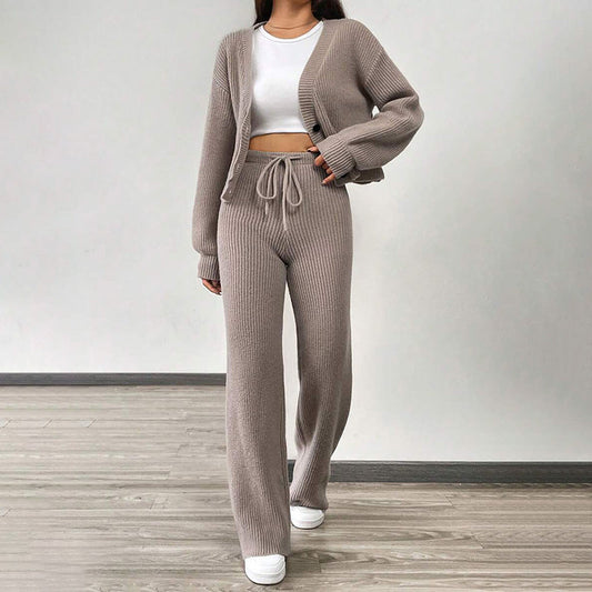 Women's soft knit set with casual trousers and crop cardigan NOVAE