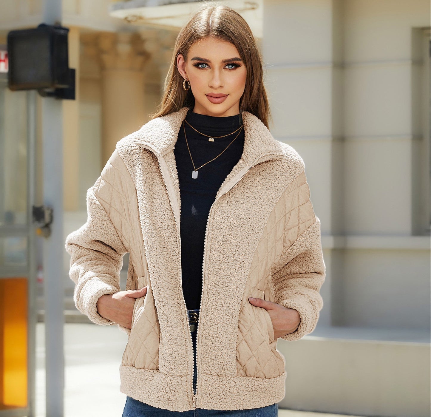 Women's Cozy Fleece Jacket with Quilted Details and Practical Pockets NOVAE