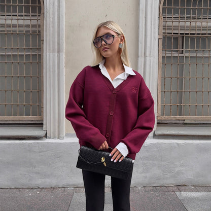 Women's oversized cardigan with elegant V-neck and comfortable button details NOVAE