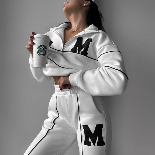 Women's casual tracksuit with modern vertical stripes NOVAE