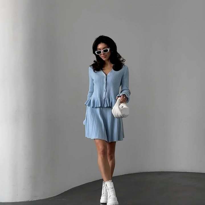 Women's casual dress with pleats and peplum NOVAE