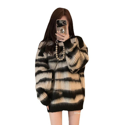 Women's chunky knit sweater with a modern block stripe pattern and relaxed fit NOVAE
