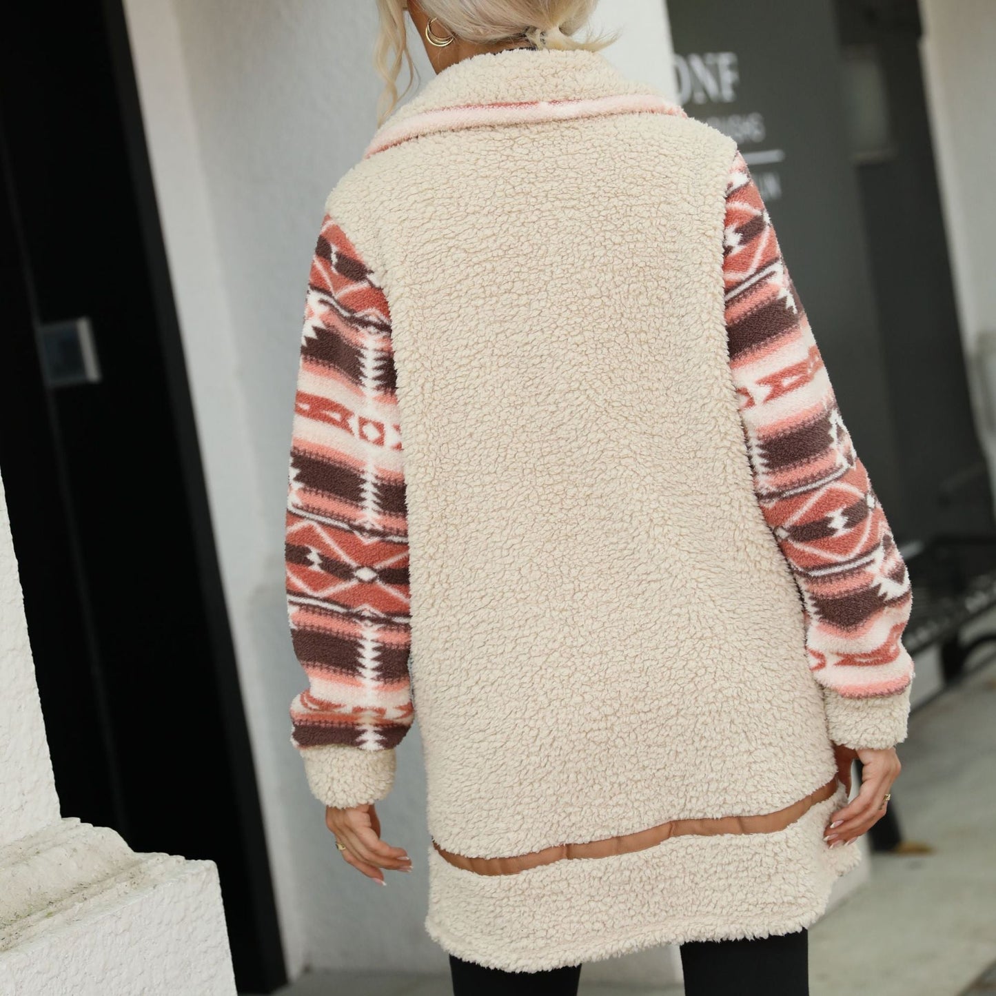 Women's fleece-lined long jacket with fashionable pattern and practical integrated pockets NOVAE