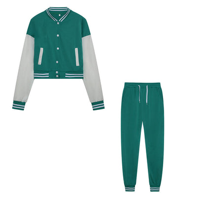 Women's sporty set with cropped jacket and jogging pants in a modern look NOVAE
