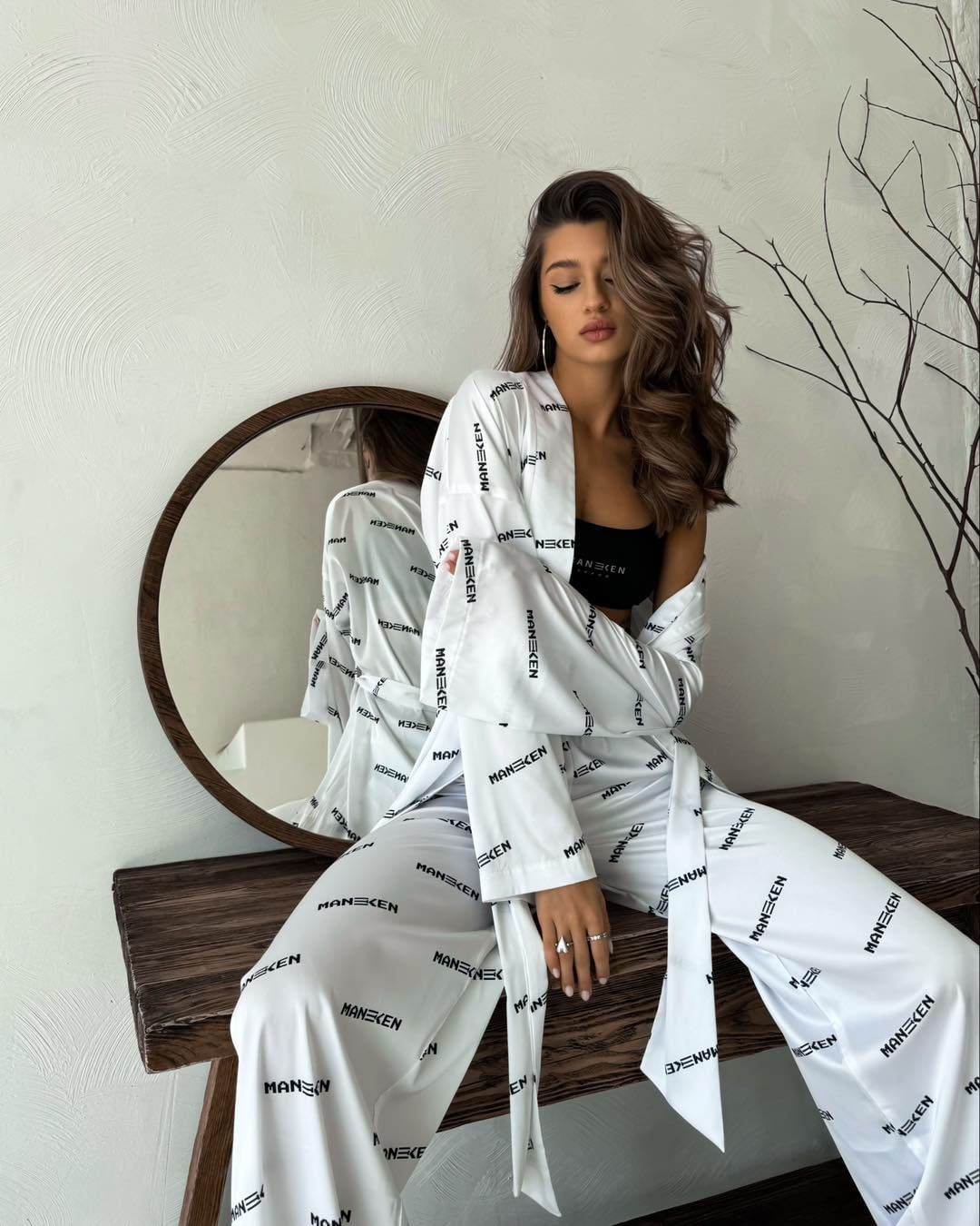 Women's fashionable satin set with long-sleeved jacket and trousers NOVAE