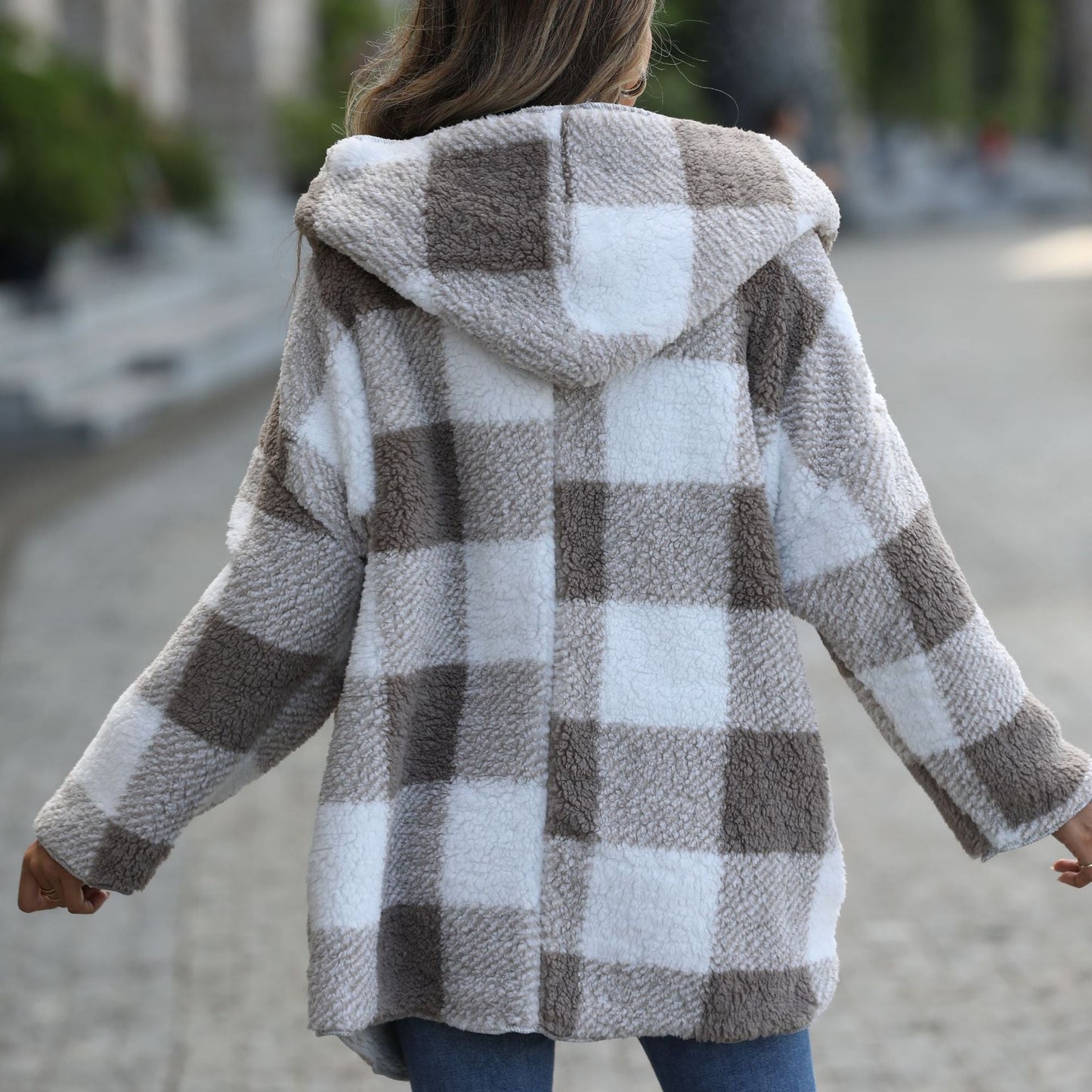 Women's plush jacket in a modern check design NOVAE