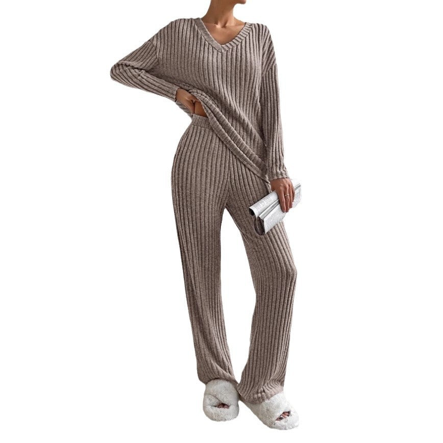 Women's cozy knit set with V-neck and wide-leg trousers NOVAE