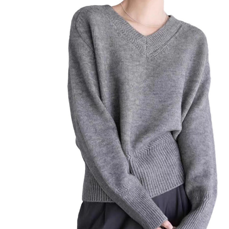 Women's V-neck sweater in soft knit NOVAE