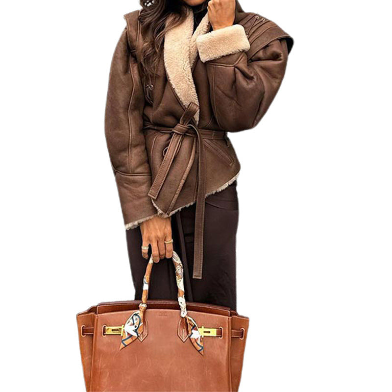 Women's elegant and stylish jacket with faux fur collar and tailored silhouette NOVAE