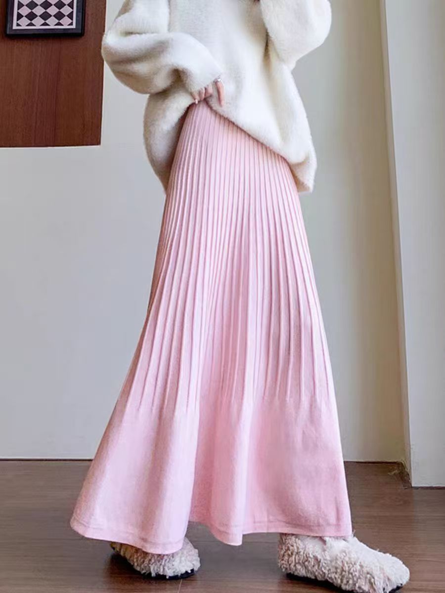 Women's elegant pleated skirt with high waist NOVAE