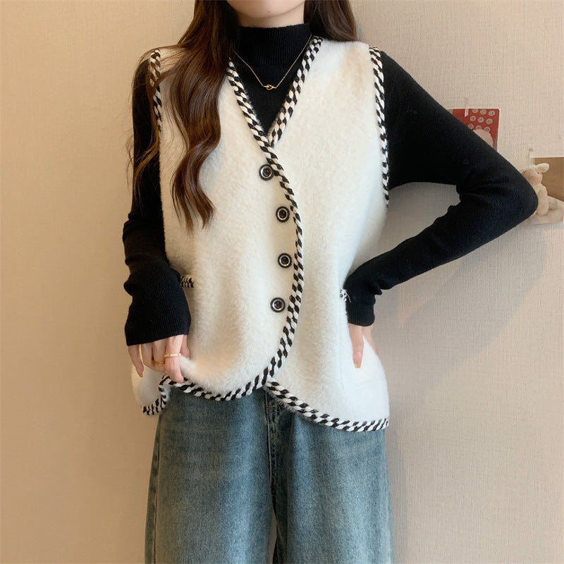 Women's vest with braided accents and button details NOVAE