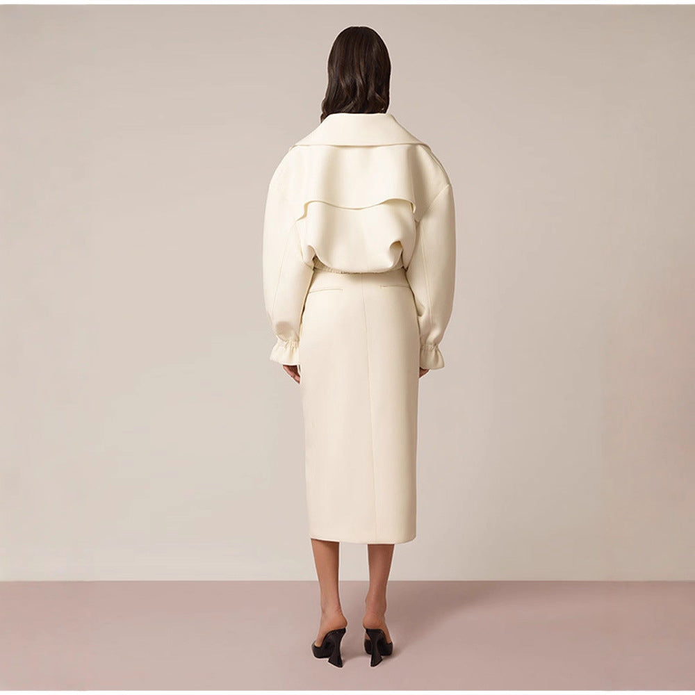 Women's fashionable short jacket with patch pockets and wide collar NOVAE