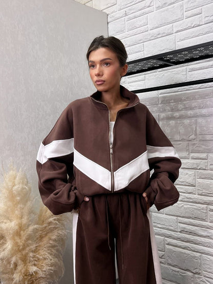 Women's tracksuit with contrasting inserts NOVAE