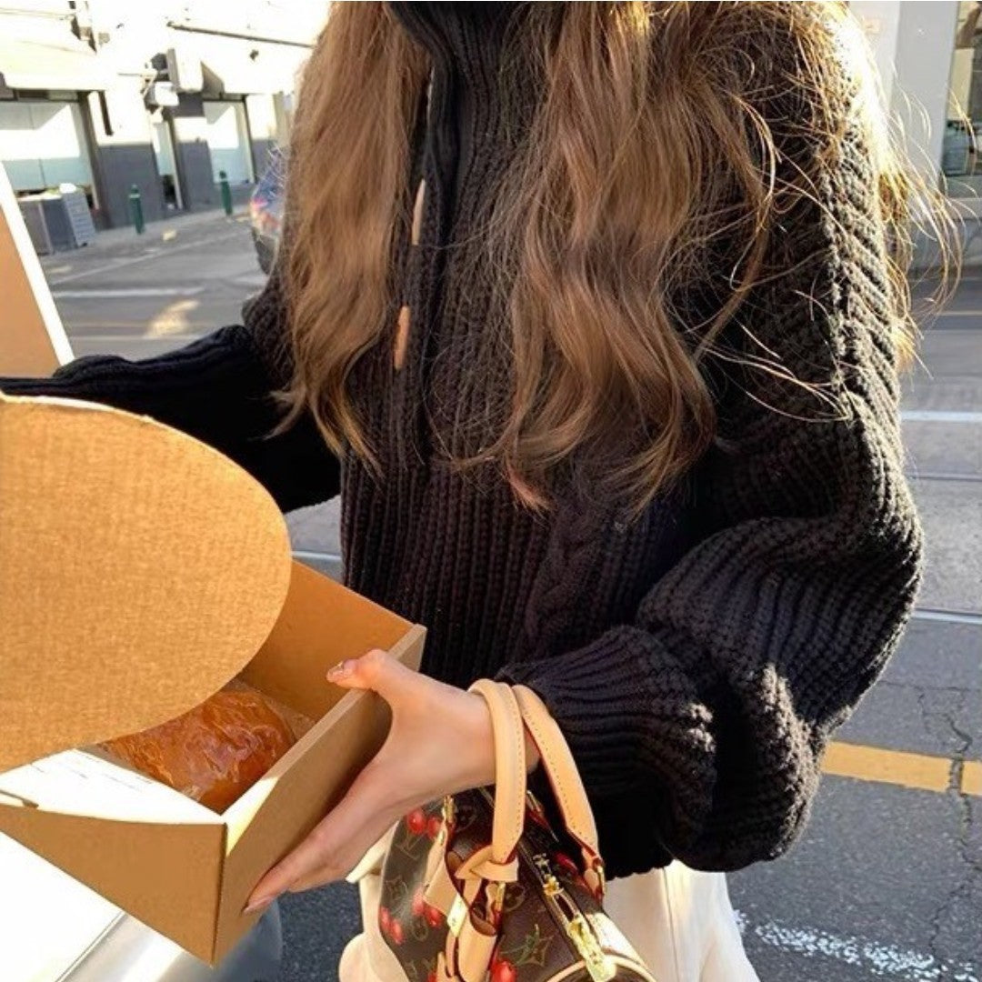 Women's chunky knit sweater with cable pattern and button details NOVAE