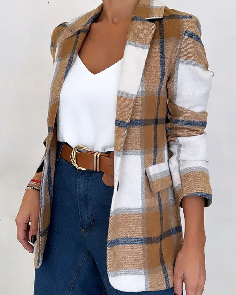 Women's checked blazer with an elegant cut and casual details NOVAE