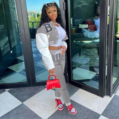 Women's sporty set consisting of a cropped jacket and jogging pants NOVAE