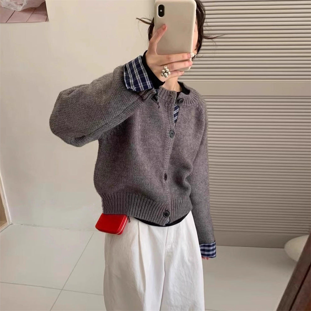 Women's cardigan with elegant button details and pretty pattern NOVAE