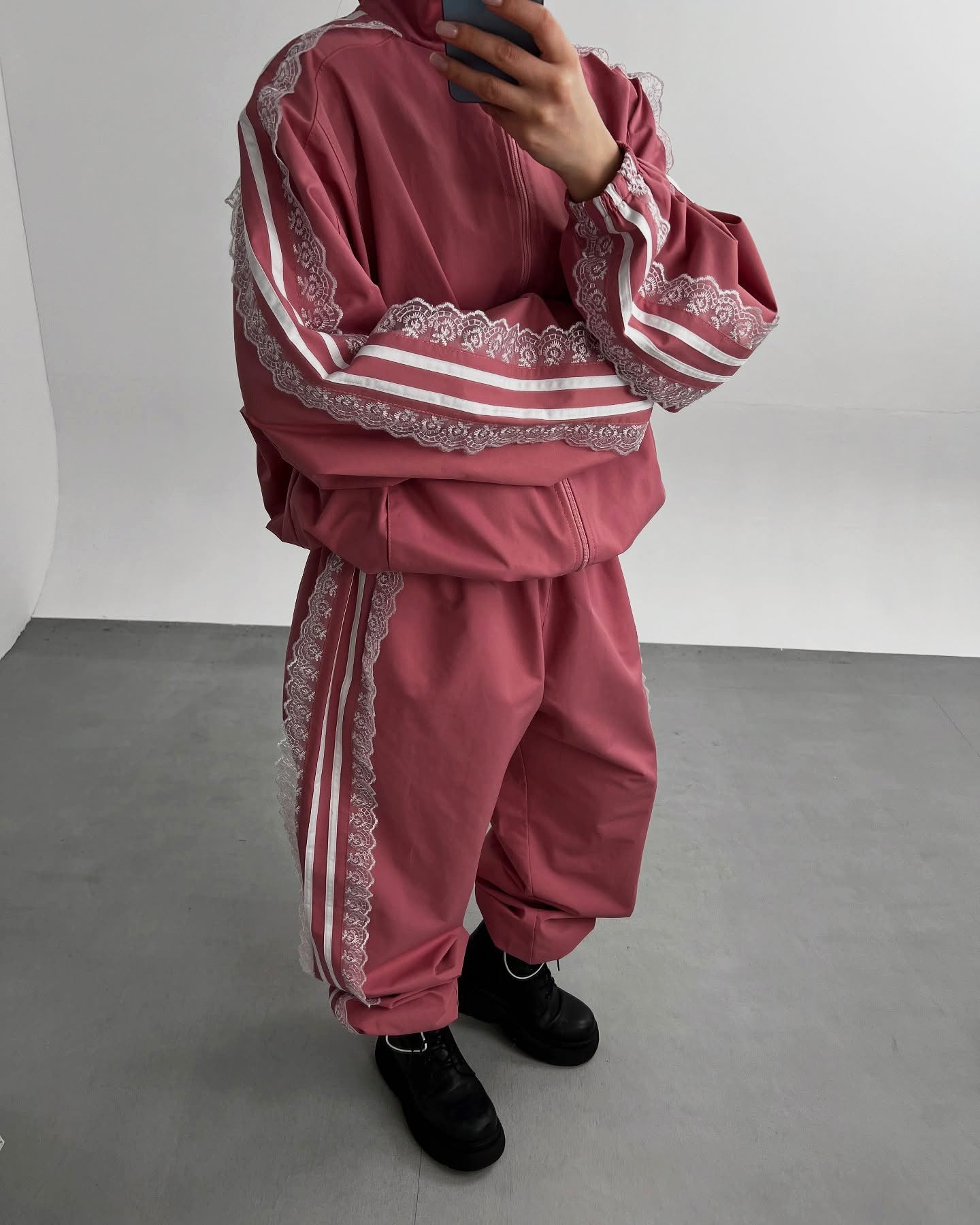 Women's sporty set with elegant lace appliqués NOVAE