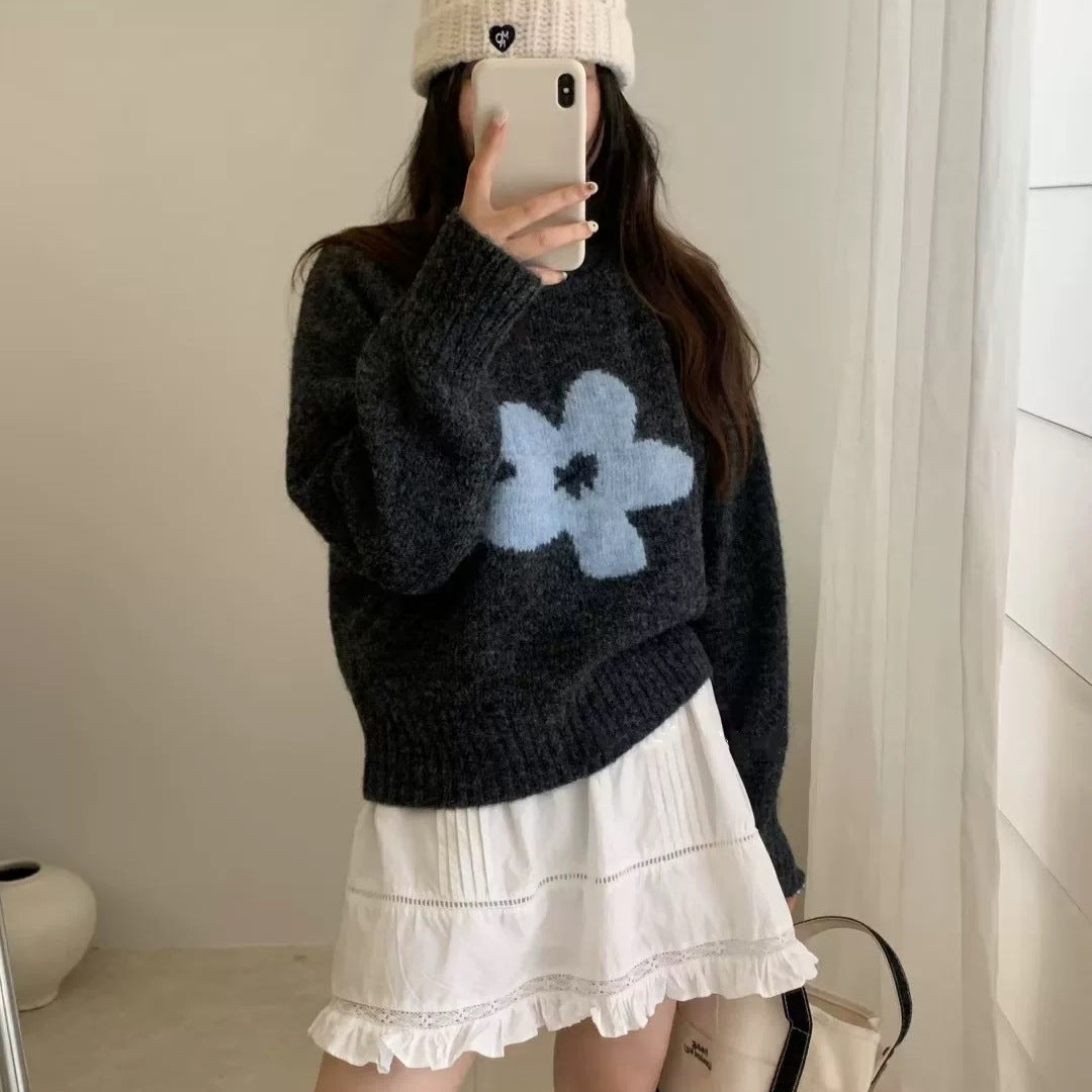 Women's sweater with floral design and high-pile material NOVAE