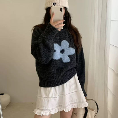 Women's sweater with floral design and high-pile material NOVAE