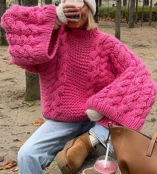 Women's chunky knit sweater with modern cable details NOVAE