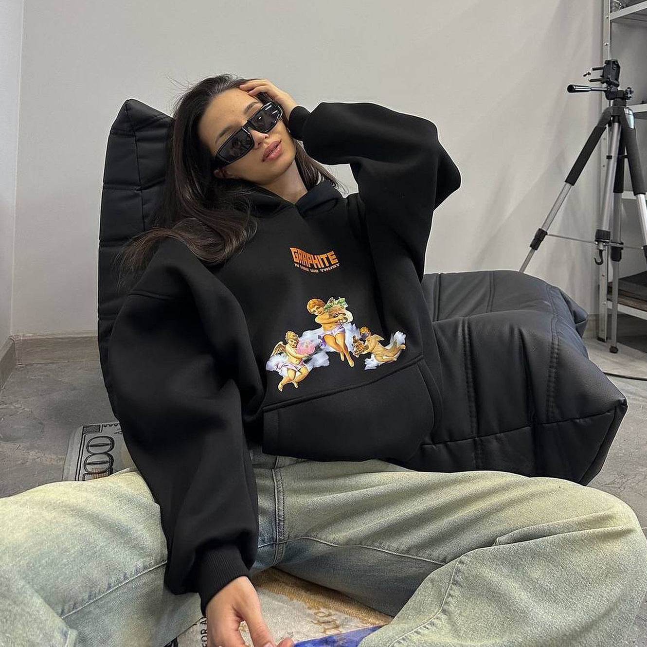 Women's oversized hoodie with creative print and relaxed fit NOVAE