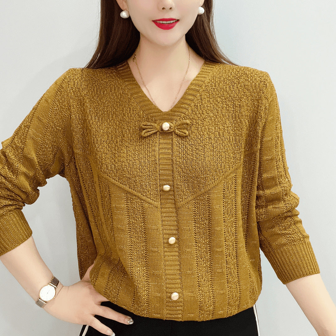Women's knitted top with decorative pearl buttons and sophisticated bow design NOVAE