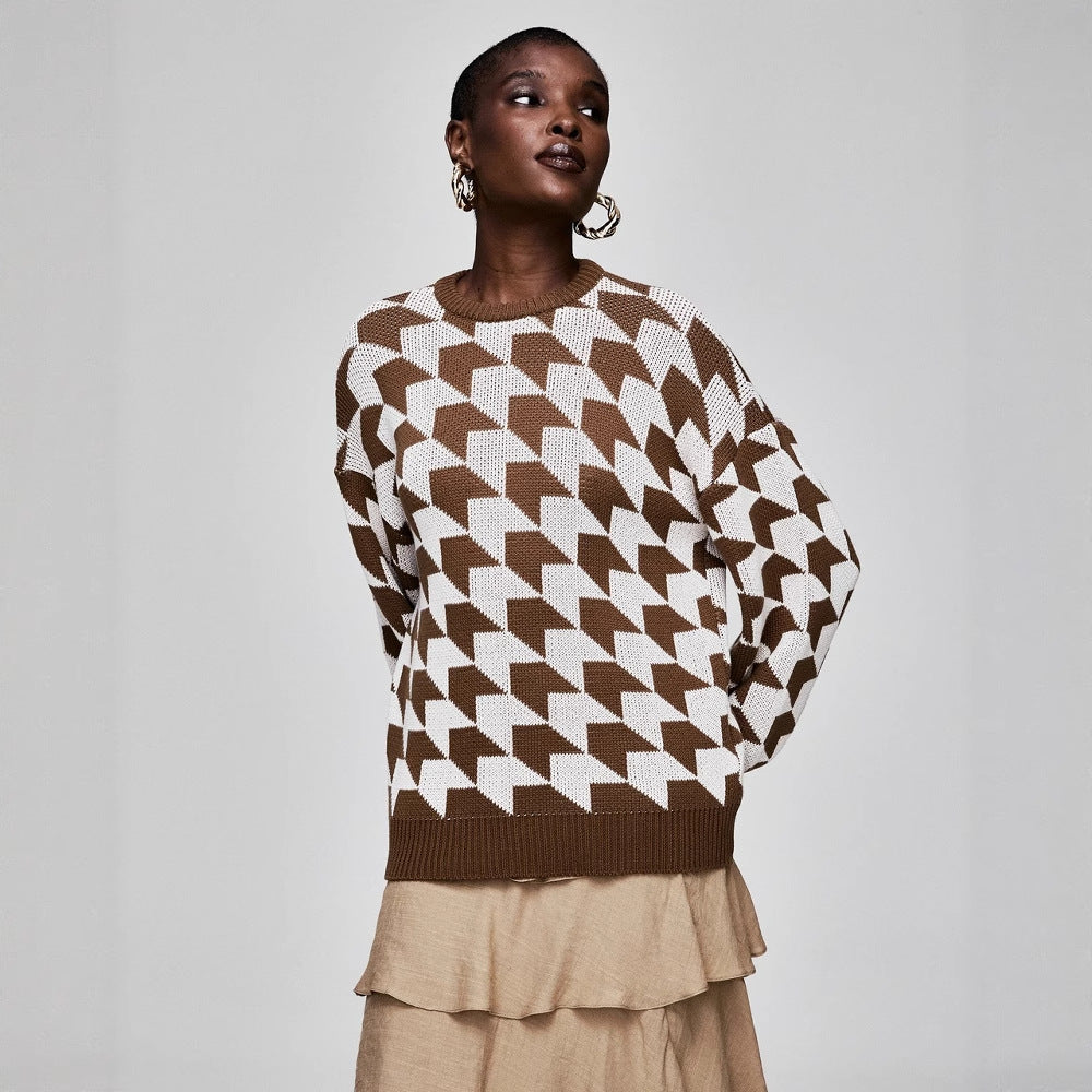 Women's geometric knit sweater with a relaxed fit and trendy trumpet sleeves NOVAE
