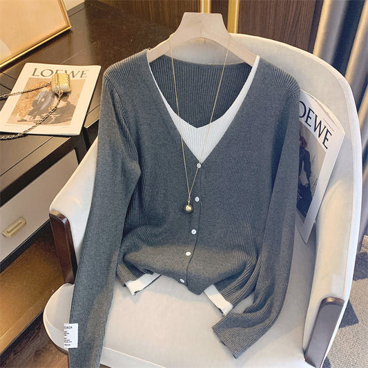 Women's casual cardigan with fine ribbing and deep V-neck NOVAE