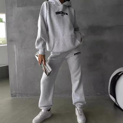 Women's casual sweatpants set with hood and elastic waistband NOVAE